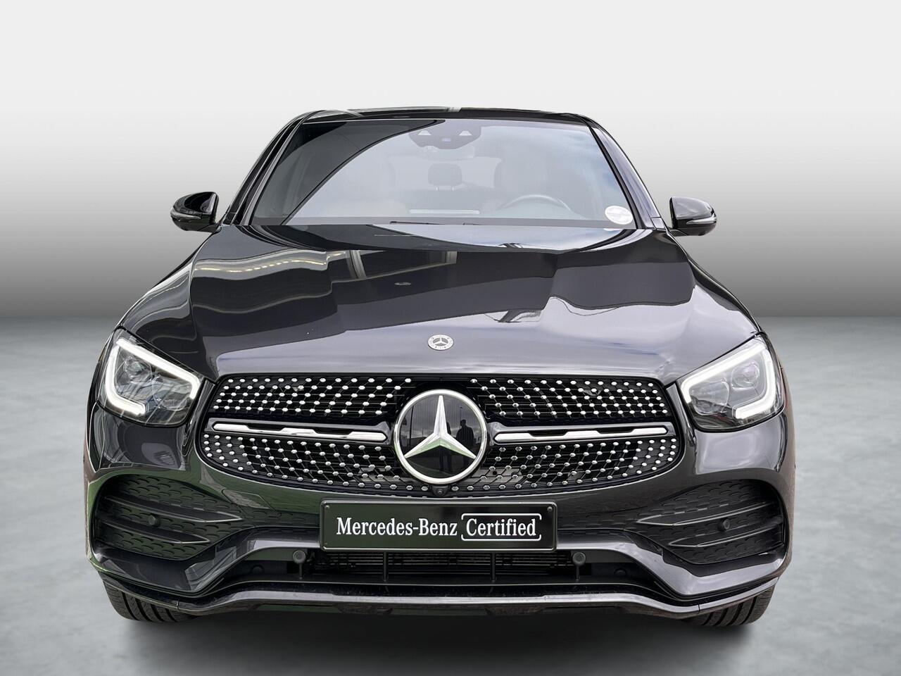 Mercedes-Benz Glc Coupé 300 e 4MATIC | Bruin leer | Schuifdak | AMG Burmester| Rijassistentie pakket| Trekhaak| Keyless Entry| 360 camera | Carplay| Multibeam LED| Sfeerverlichting| Stoelverwarming