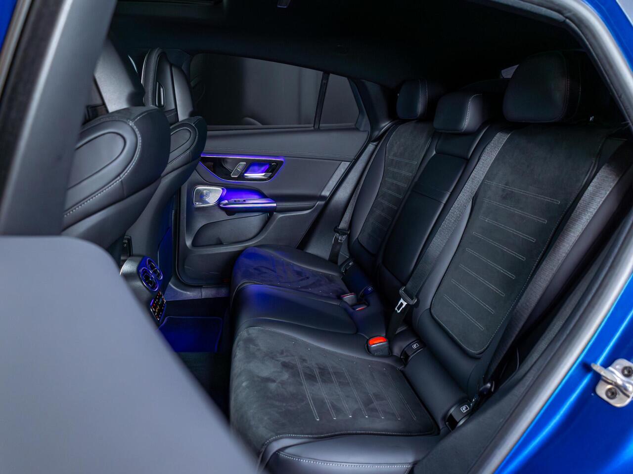 Mercedes-Benz Glc Coupé 300e 4MATIC AMG Line Premium PLUS | Panorama dak | Trekhaak