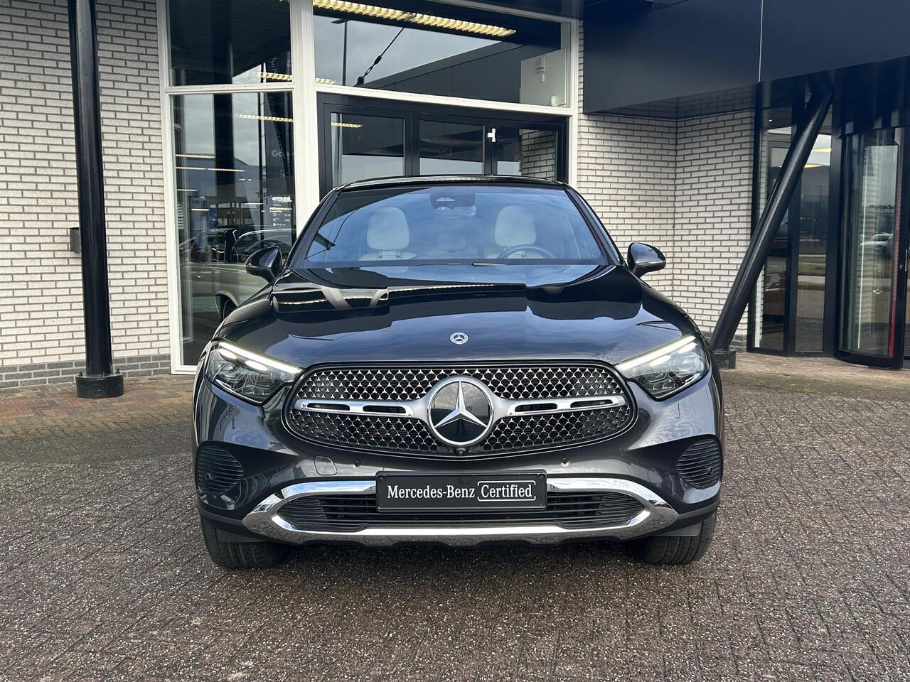 Mercedes-Benz Glc Coupé 300 e 4MATIC | Panoramadak | Trekhaak | Beige Leder | Adaptief Cruise Control