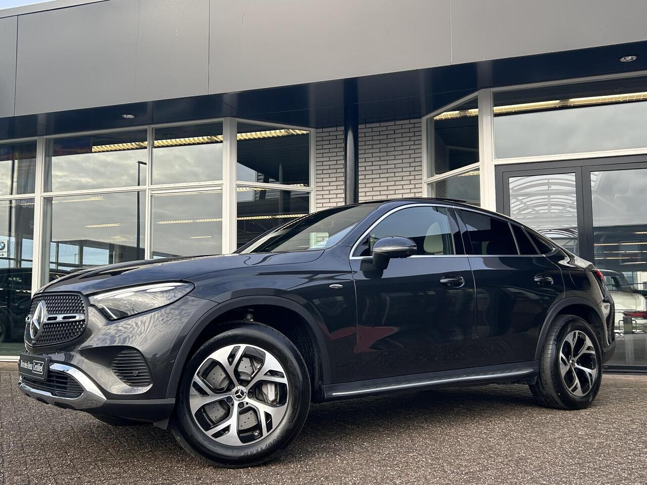Mercedes-Benz Glc Coupé 300 e 4MATIC | Panoramadak | Trekhaak | Beige Leder | Adaptief Cruise Control