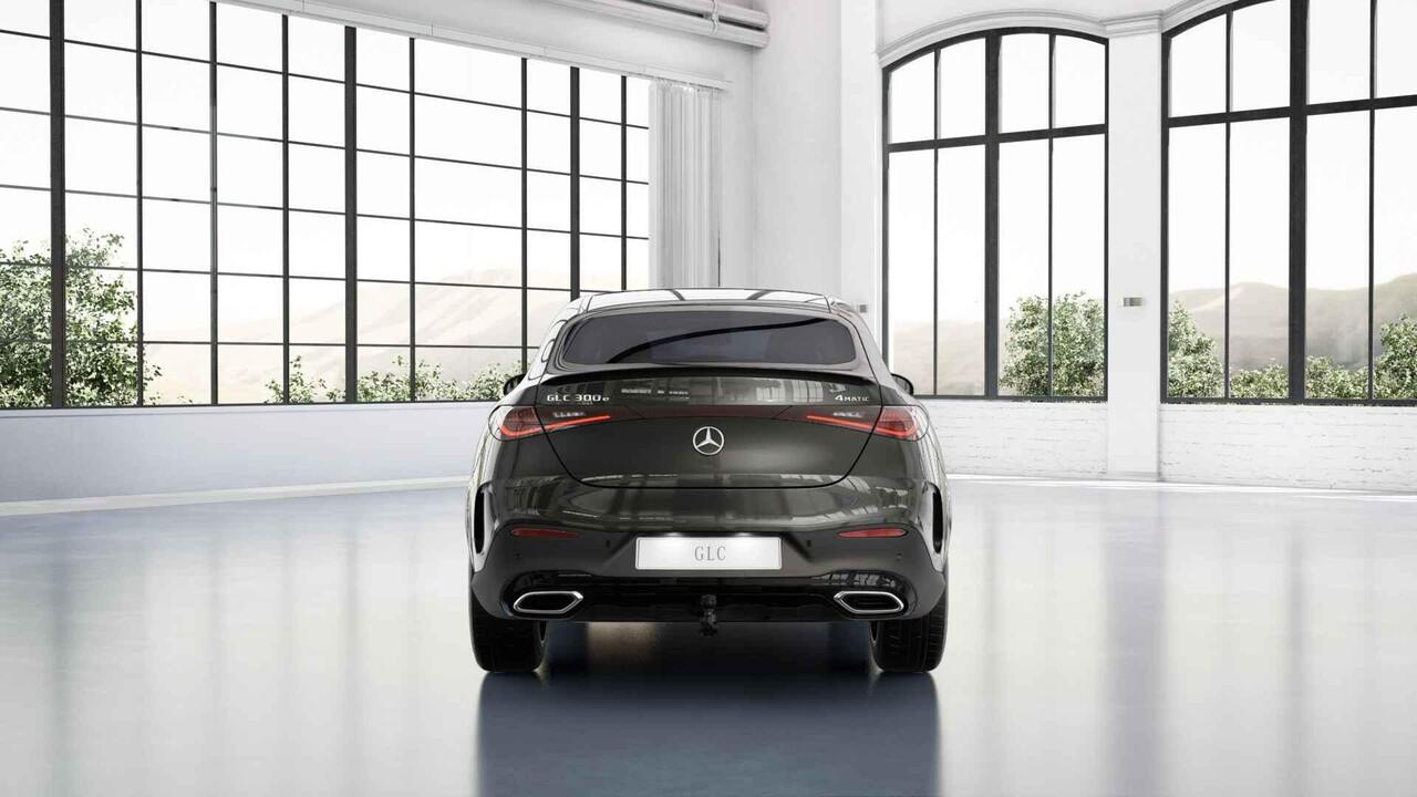 Mercedes-Benz Glc Coupé 300e 4MATIC Sport Edition | Premium | Night | Trekhaak | Panoramadak | Head Up | Keyless | Treeplanken |