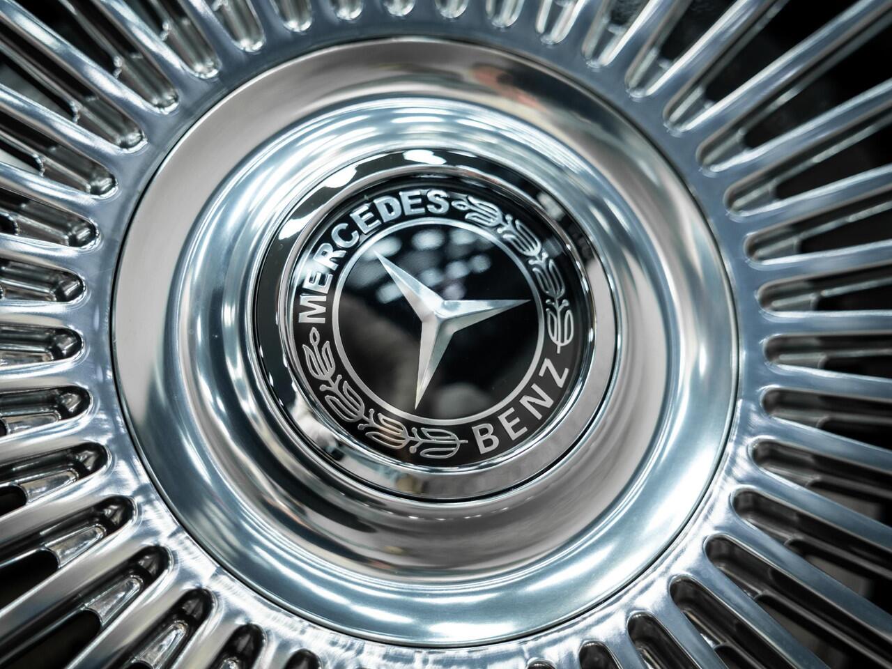 Mercedes-Benz S-KLASSE S500 4MATIC | Korbach Velgen 22'' | 4MATIC | Massage | Digi Light | Pano | Burmester | 360 camera | Head-Up |