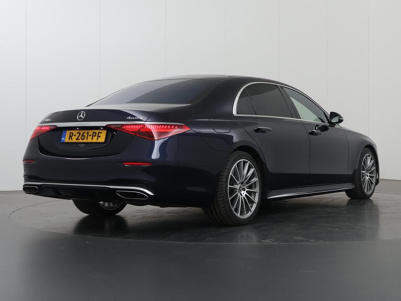 Mercedes-Benz S-KLASSE 580 e 4MATIC Lang AMG Line | Panoramadak | Achterasbesturing | Burmester | Head-up display | Digital light | Rijassistentiepakket | Nappaleder |