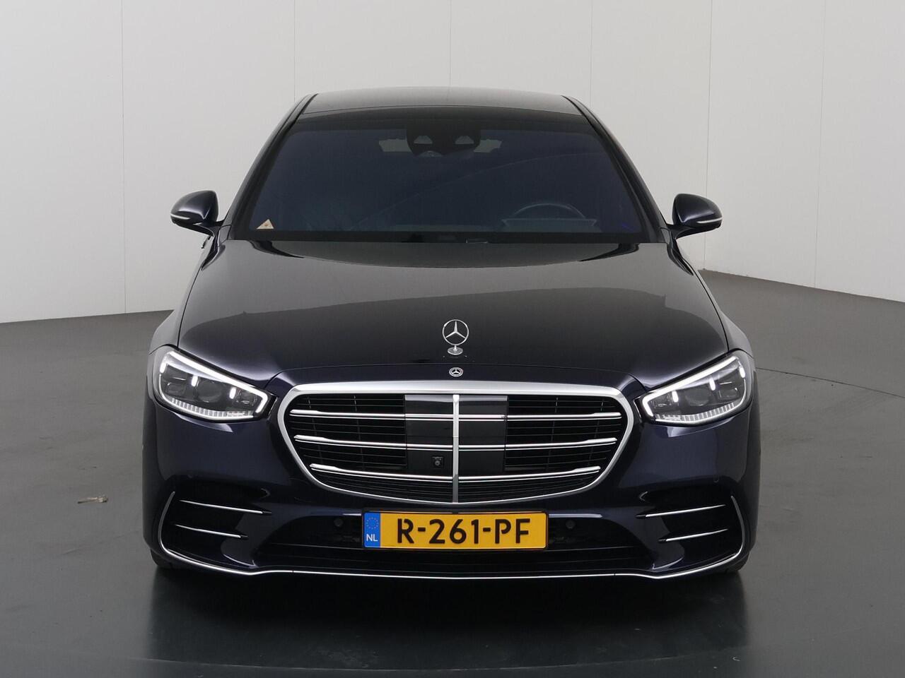 Mercedes-Benz S-KLASSE 580 e 4MATIC Lang AMG Line | Panoramadak | Achterasbesturing | Burmester | Head-up display | Digital light | Rijassistentiepakket | Nappaleder |