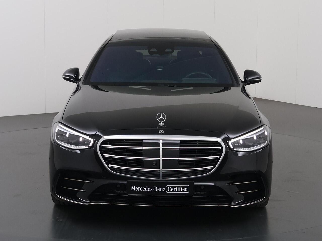 Mercedes-Benz S-KLASSE 580 e 4MATIC Lang AMG Line | Entertainment achter | Chauffeurpakket | Massage voor en achter | Microvezel hemelbekleding | Night pakket |