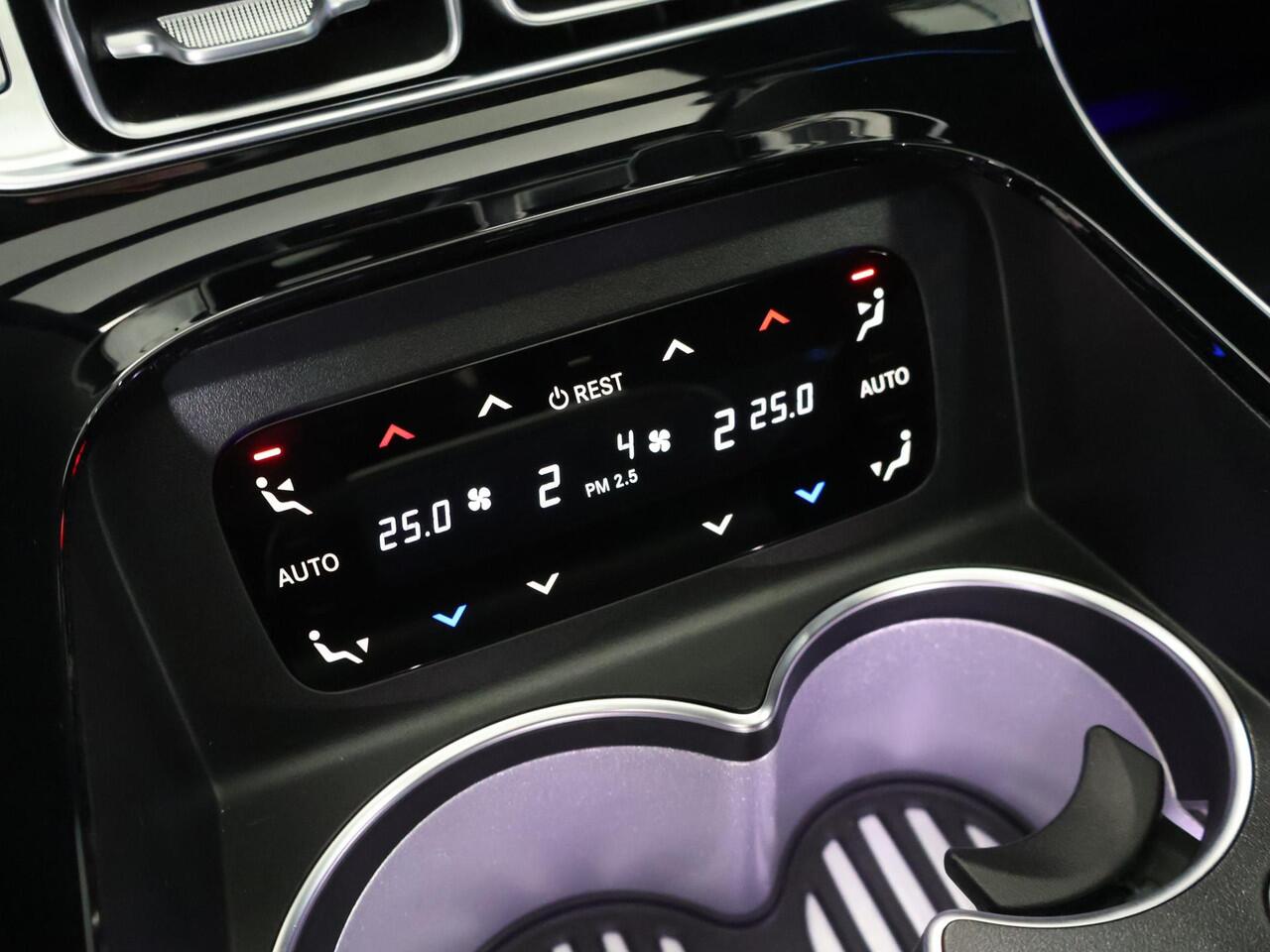 Mercedes-Benz S-KLASSE 580 e 4MATIC Lang AMG Line | Entertainment achter | Chauffeurpakket | Massage voor en achter | Microvezel hemelbekleding | Night pakket |