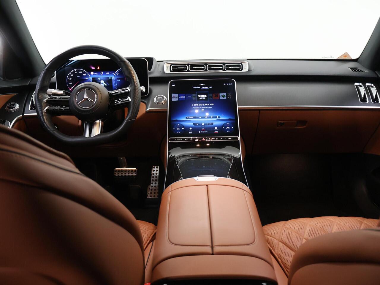 Mercedes-Benz S-KLASSE 580 e 4MATIC Lang AMG Line | Chauffeurspakket | Stoelkoeling voor en achter | Digital Light | 20" multispaaks velgen | Headup |