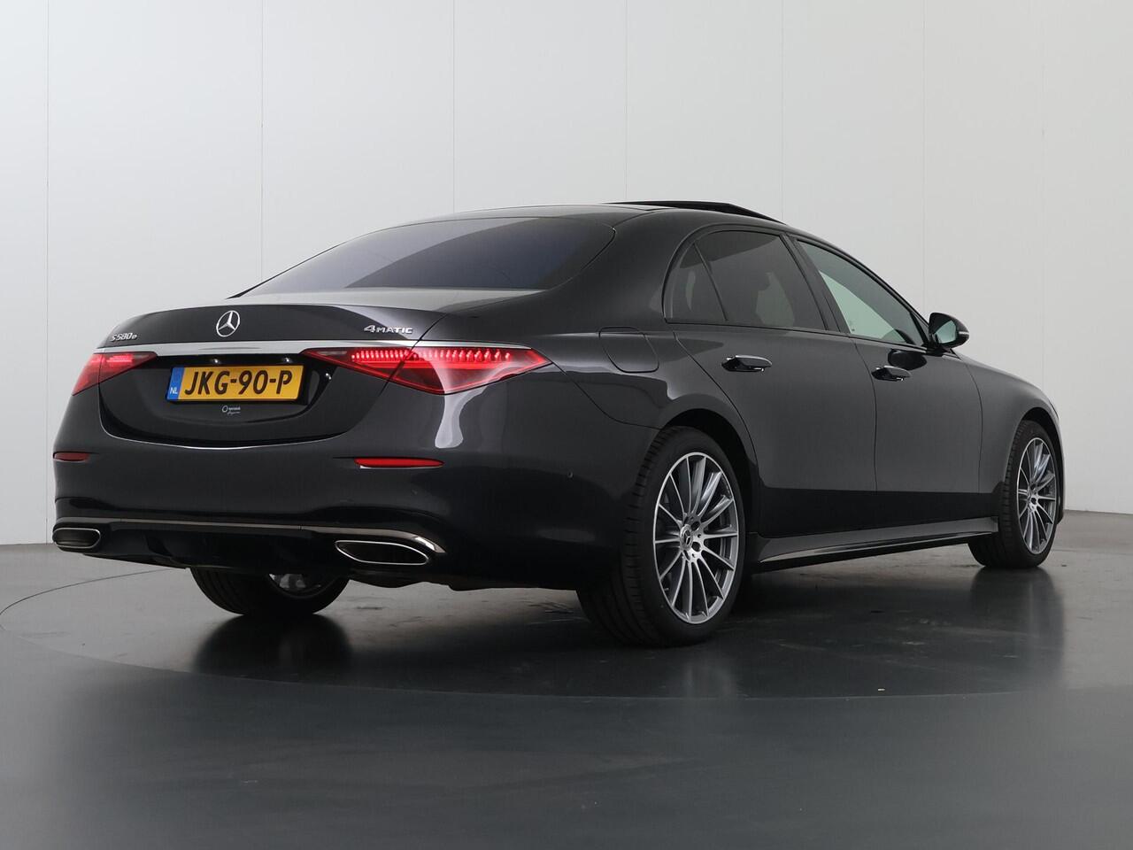 Mercedes-Benz S-KLASSE 580 e 4MATIC Lang AMG Line | Entertainment achter | Chauffeurpakket | Massage voor en achter | Microvezel hemelbekleding | Night pakket |