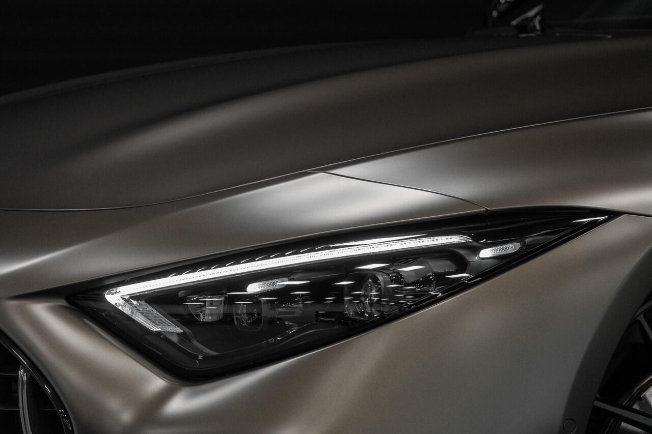 Mercedes-Benz SL-KLASSE Roadster AMG 63 4MATIC+ *Lift-systeem / Achterasbesturing AMG / Carbon-Interieur / Track Pack / Stoelventilatie / Head-Up / Keyless*