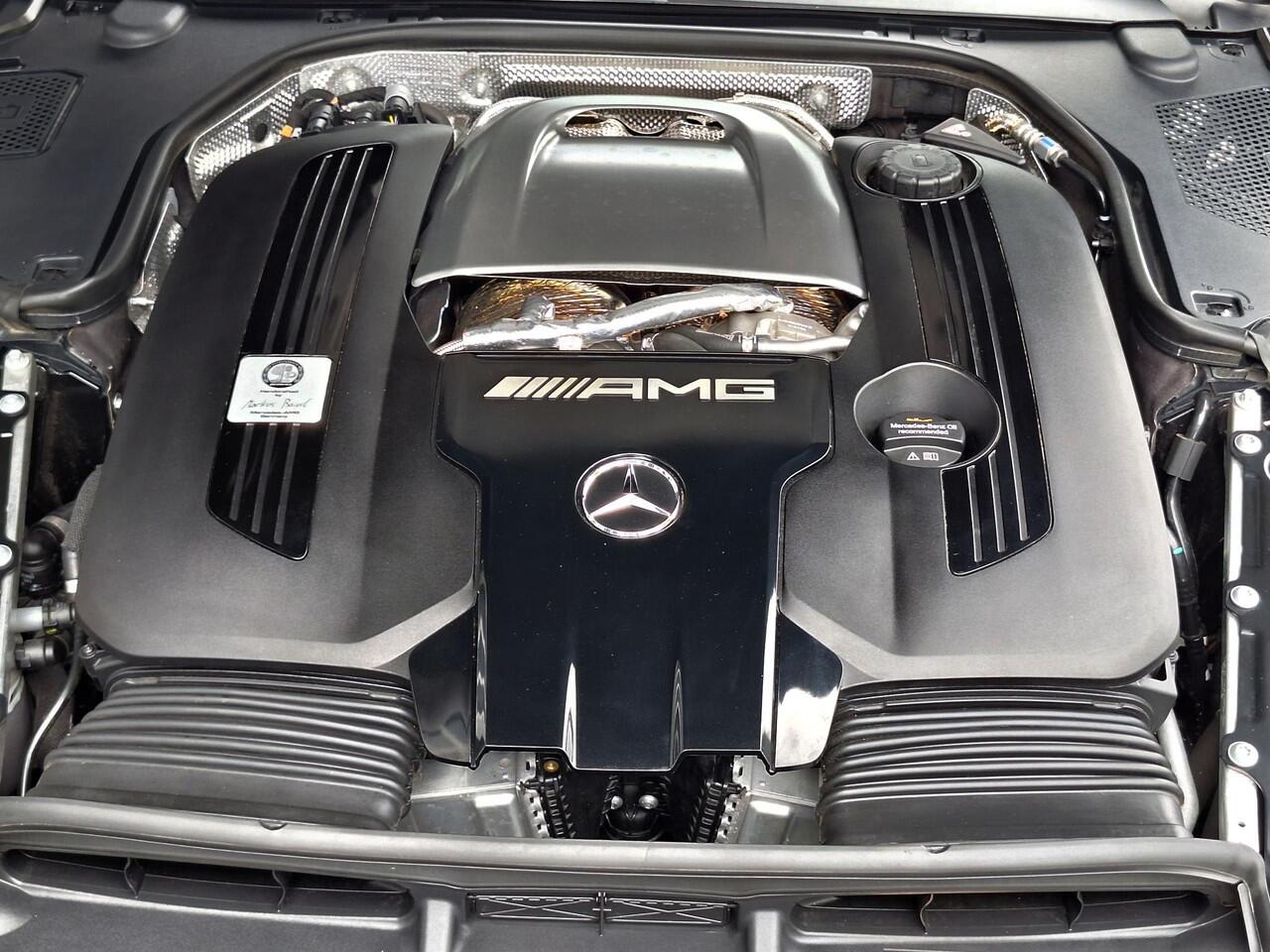 Mercedes-Benz SL-KLASSE Roadster AMG 63 4MATIC+ | AMG Carbon | AMG Nightpakket II | Burmester High-End 3D | Rijassistentiepakket | 360°Camera | Head-up display