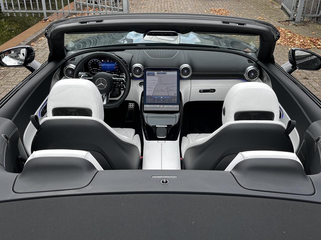 Mercedes-Benz SL-KLASSE Mercedes-AMG 43 | Premium Plus | AMG Aerodynamica Pakket | Rijassistentiepakket Plus | V8 Stylingpakket Exterieur | AMG TRACK PACE | AMG Indoor Car Cover | Burmester Surround Sound | Head-up Display | 360° Camera | Elektrisch Verstelbare Stoelen + Memory 