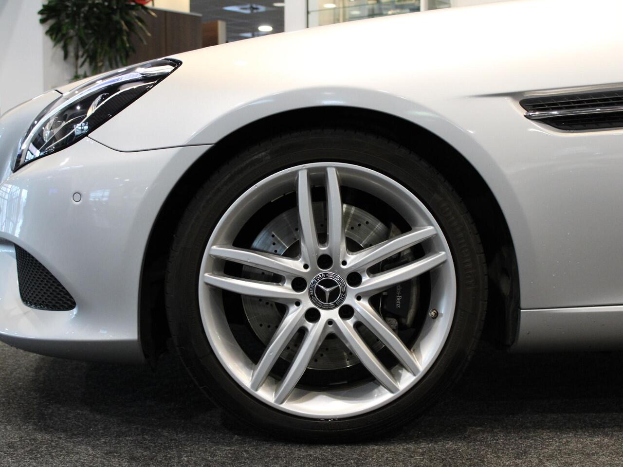 Mercedes-Benz SLC-KLASSE 180