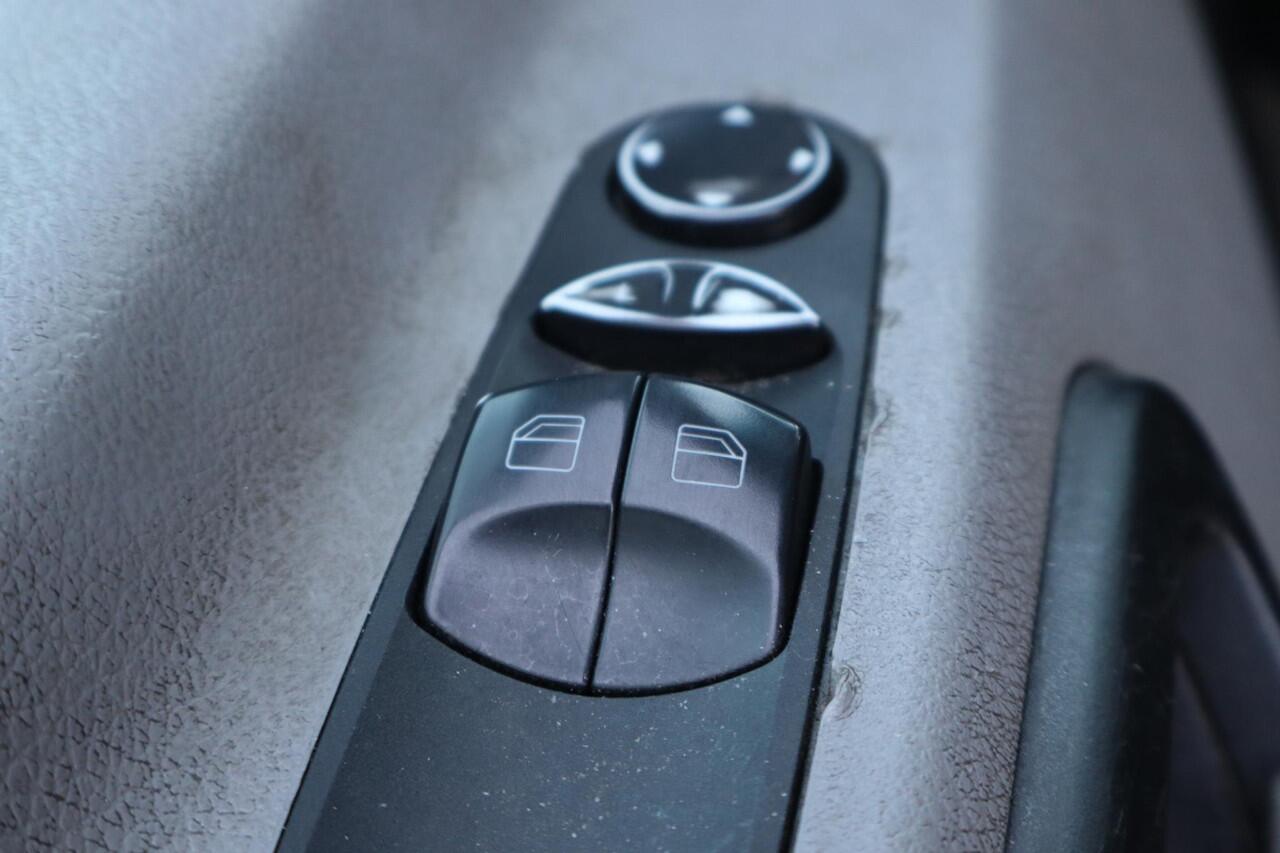 Mercedes-Benz SPRINTER 514 2.2 CDI 432 Dubbel Lucht, Navigatie, Bijrijdersbank, Airco, Cargo-Lock op de achter deuren