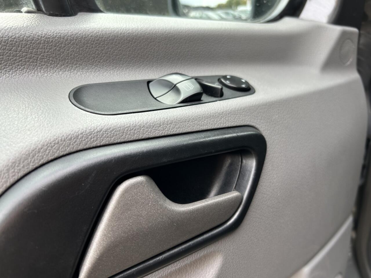 Mercedes-Benz SPRINTER 316 CDI AUT LAGE KM STAND