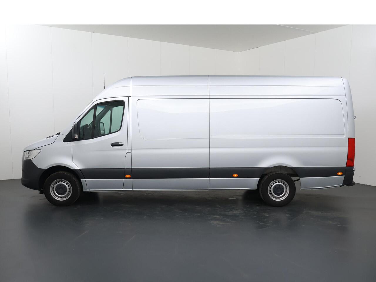 Mercedes-Benz SPRINTER 314 CDI | L3 H2 | 140 PK | NAVIGATIE | ACHTERUITRIJCAMERA | GEVEERDE BESTUURDERSSTOEL | W73 ACHTEROPSTAP | AIRCO | DODEHOEKDETECTIE | GEEN ZIJSCHUIFDEUREN | CARPLAY EN ANDROID AUTO