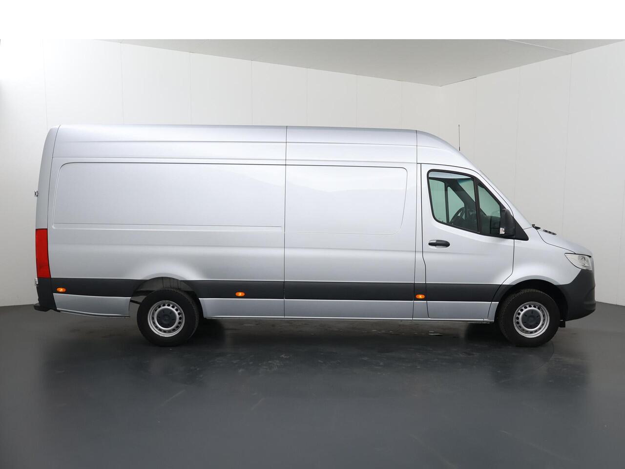 Mercedes-Benz SPRINTER 314 CDI | L3 H2 | 140 PK | NAVIGATIE | ACHTERUITRIJCAMERA | GEVEERDE BESTUURDERSSTOEL | W73 ACHTEROPSTAP | AIRCO | DODEHOEKDETECTIE | GEEN ZIJSCHUIFDEUREN | CARPLAY EN ANDROID AUTO