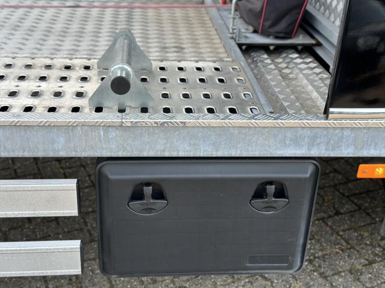 Mercedes-Benz SPRINTER 516 2.2 CDI Automaat oprijwagen Full Led Luchtvering oprijwagen