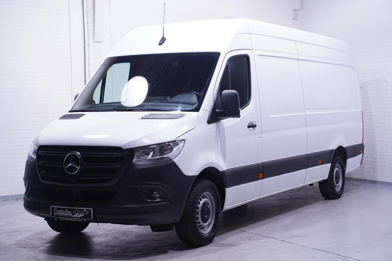 Mercedes-Benz SPRINTER 315 CDI 150 pk L3H2 Navi, 360 Camera PDC V+A, Cruise Control, Laadruimte Pakket, 3-Zits