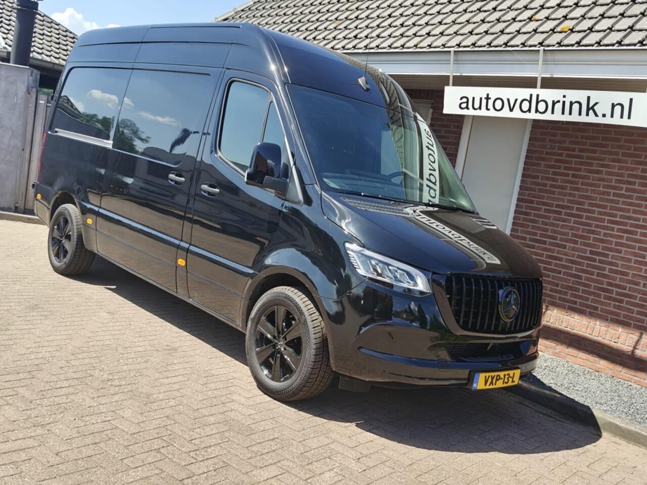 Mercedes-Benz SPRINTER 319 3.0 CDI L2H2, V6 / LED / 3500KG / APPLE CARPLAY / ANDROID AU