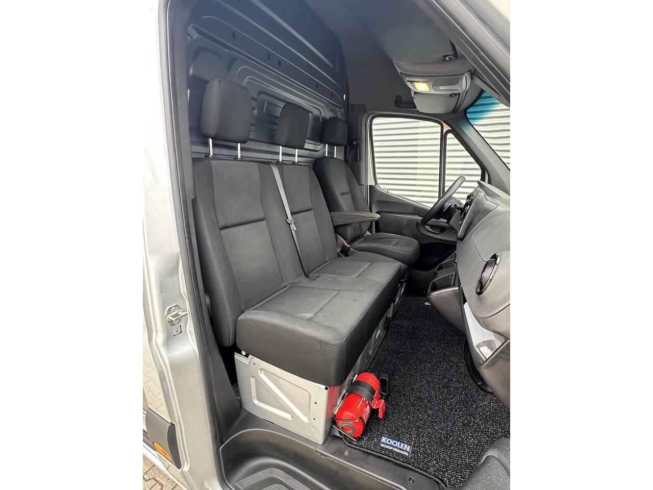 Mercedes-Benz SPRINTER 314 2.2 CDI L2H2 Automaat zilver grijs