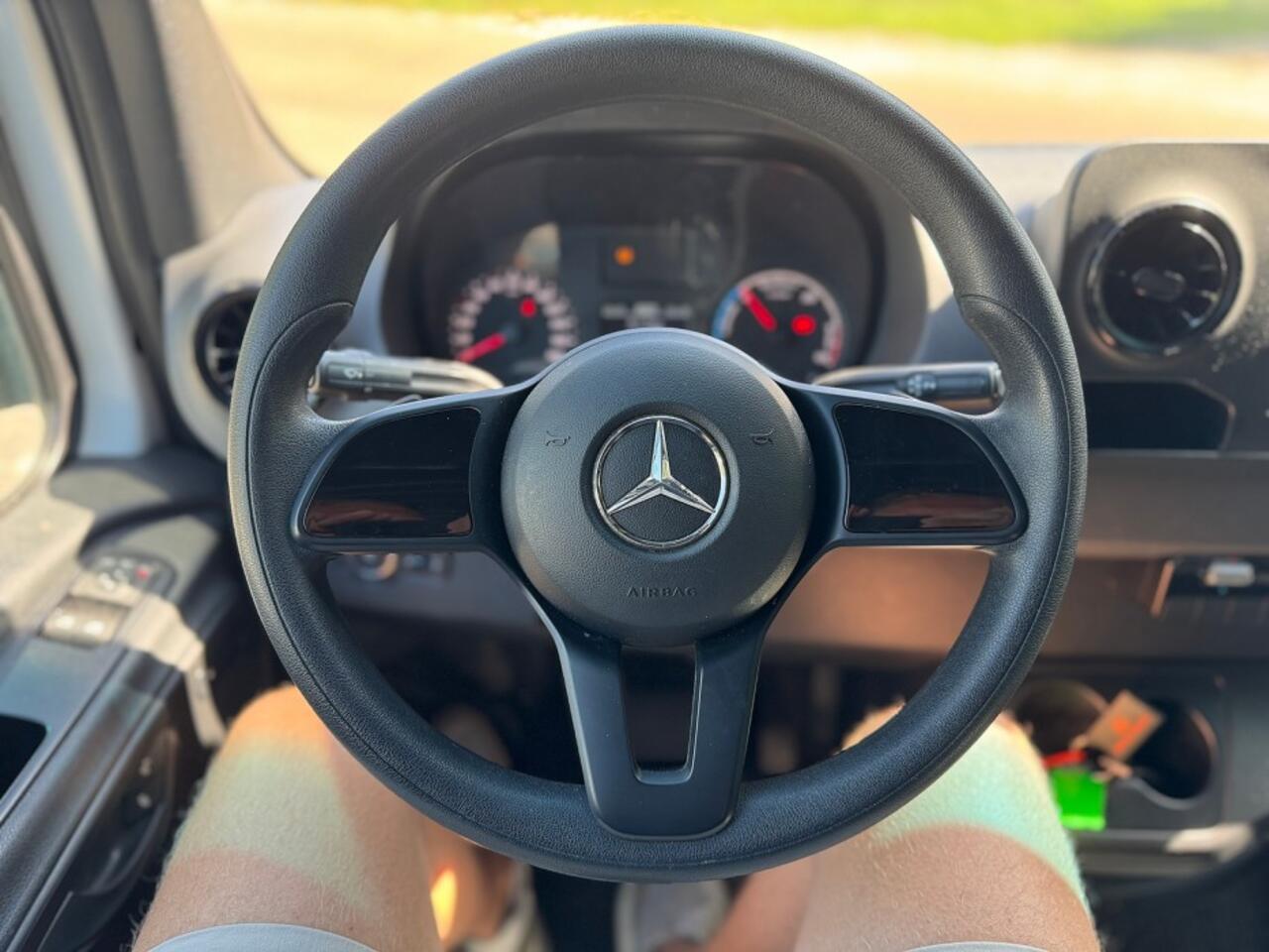 Mercedes-Benz SPRINTER eSprinter L2H2 55 kWh 3-p hollandia laadklep ecc,sidebar,lmv,pdc