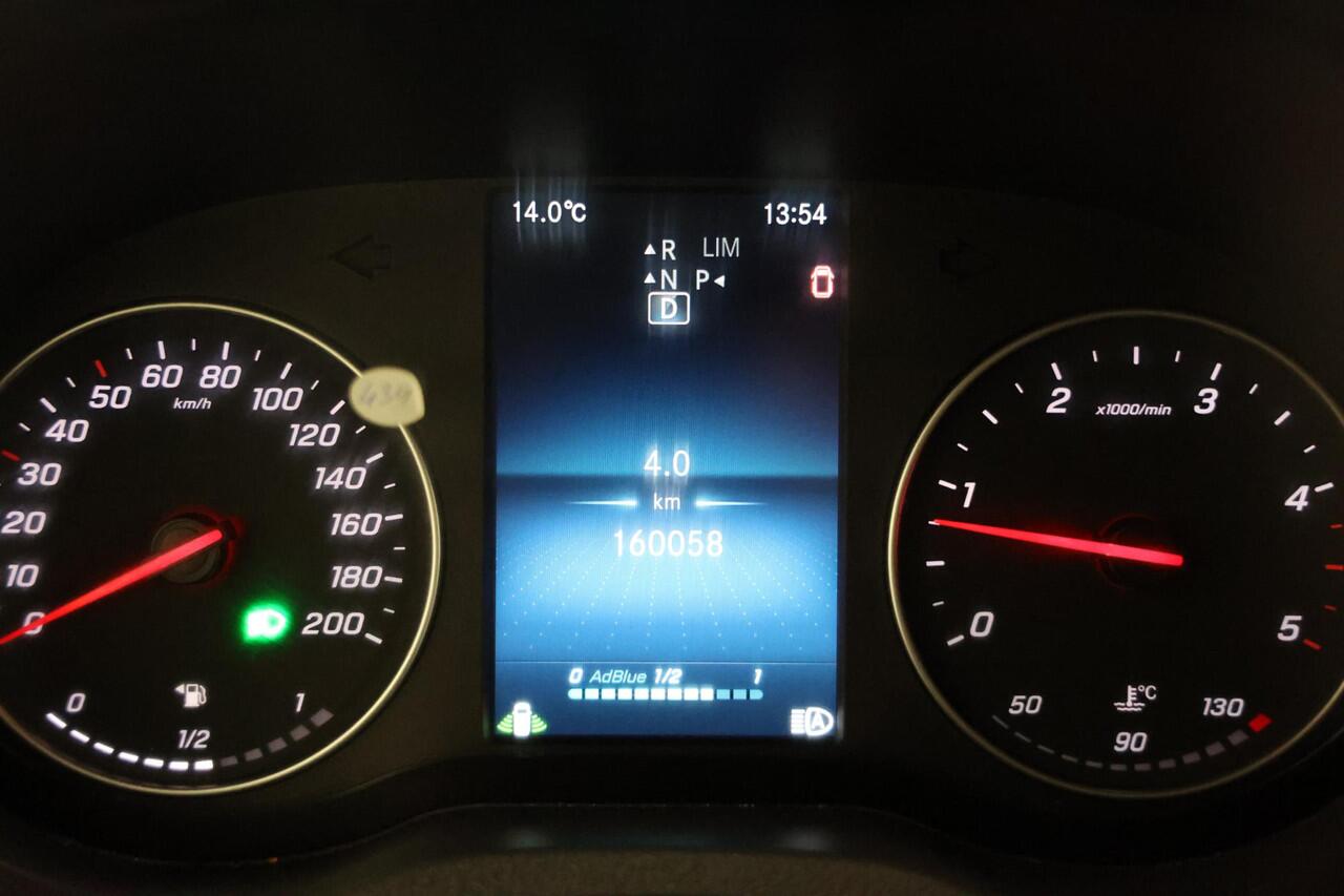 Mercedes-Benz SPRINTER 317 1.9 CDI L1H1 170PK 2000KG TREKVERMOGEN