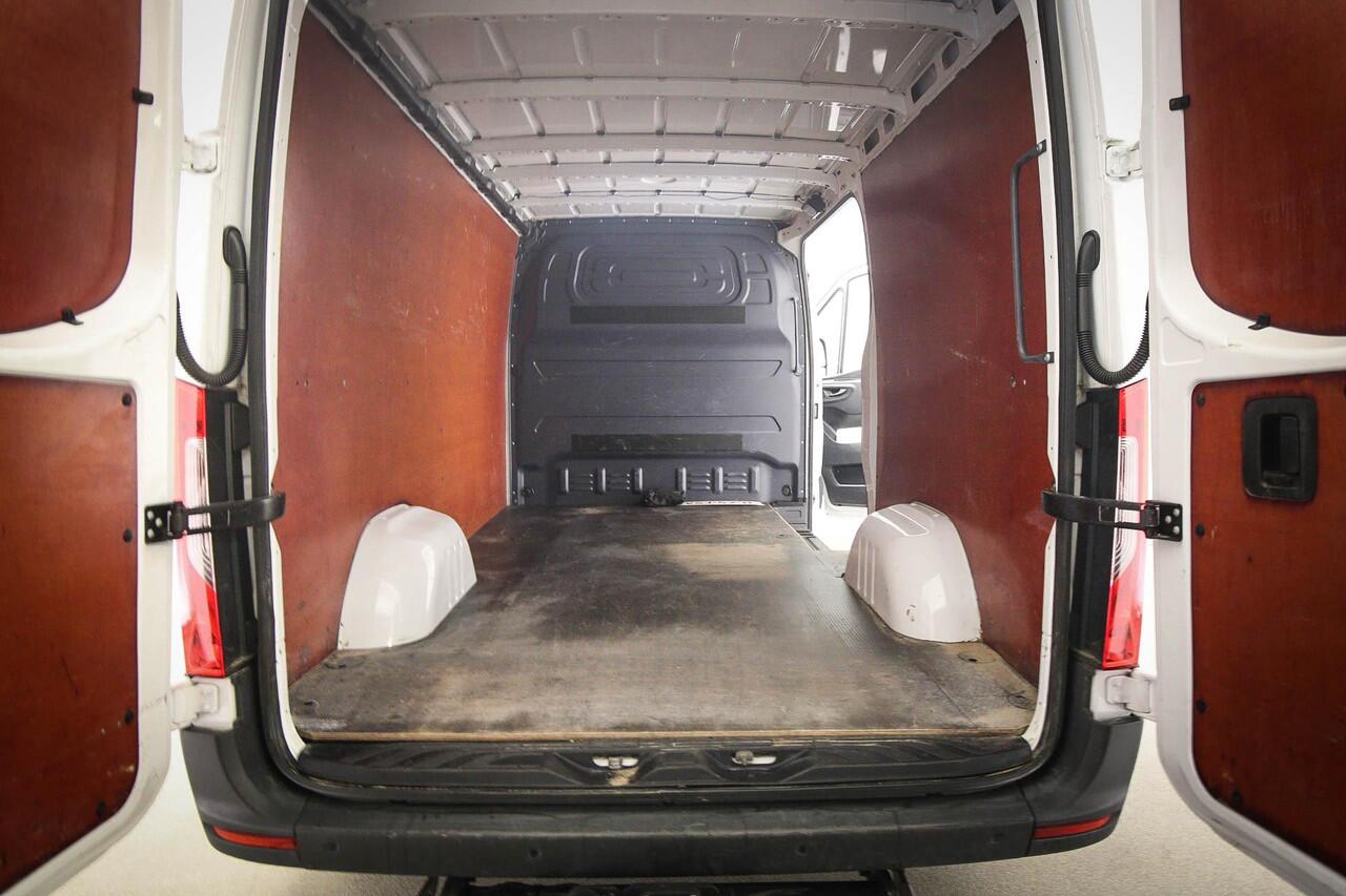 Mercedes-Benz SPRINTER 317 1.9 CDI L2H1 RWD 170 PK | 3500 KG TREKGEWICHT | PROFESSIONAL PACK | AIRCO | CRUISE | DAB | APPLE | PDC | CAMERA | TREKHAAK