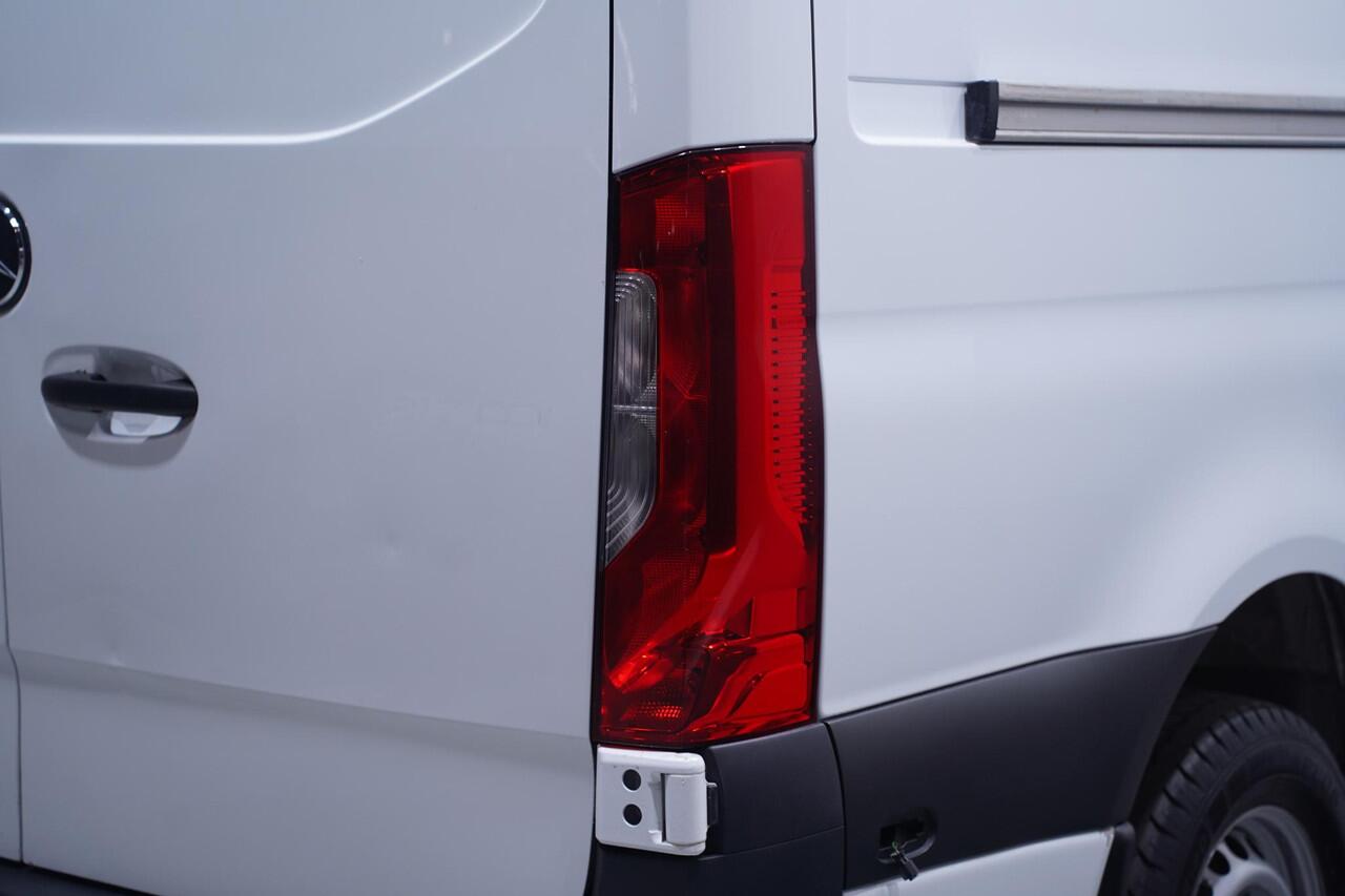 Mercedes-Benz SPRINTER 317 CDI 170 pk L2H2 Navi, Laadruimte Pakket Airco, Apple Carplay, DAB+, 3-Zits