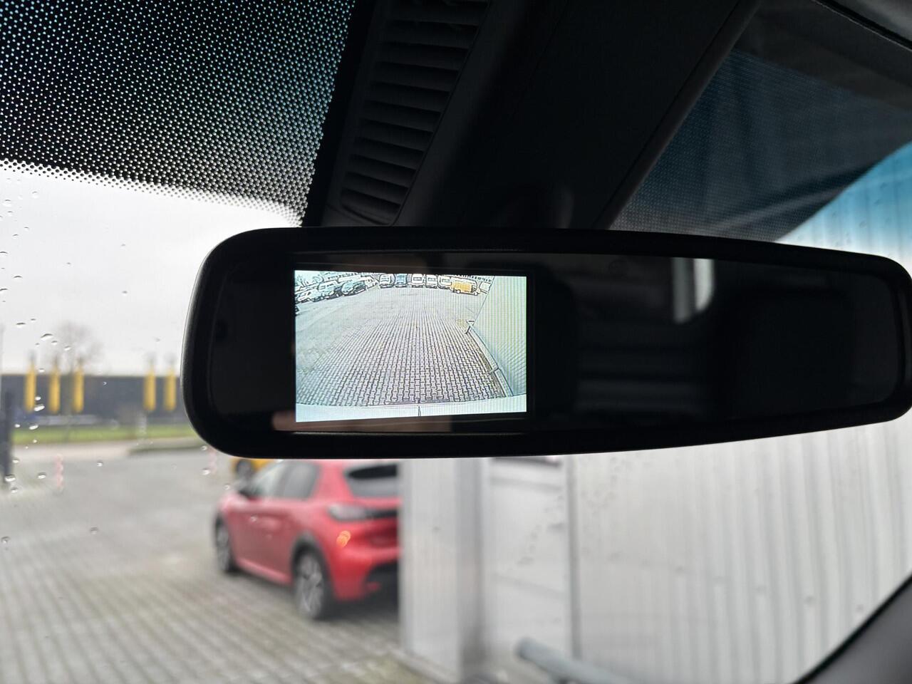 Mercedes-Benz SPRINTER 211 1.9 CDI L2H2 FWD*A/C*CAMERA*3PERSOONS*