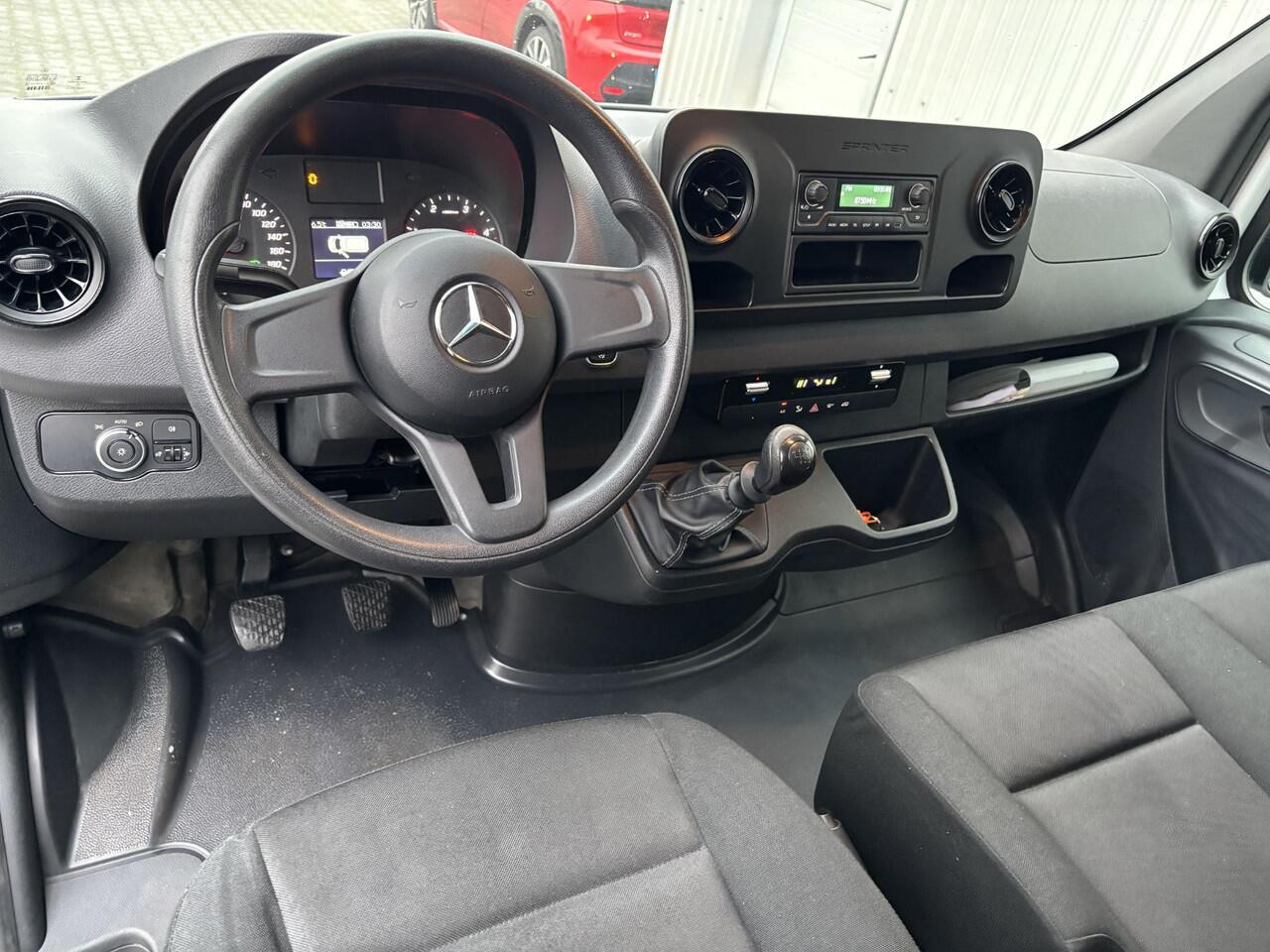 Mercedes-Benz SPRINTER 211 1.9 CDI L2H2 FWD*A/C*CAMERA*3PERSOONS*