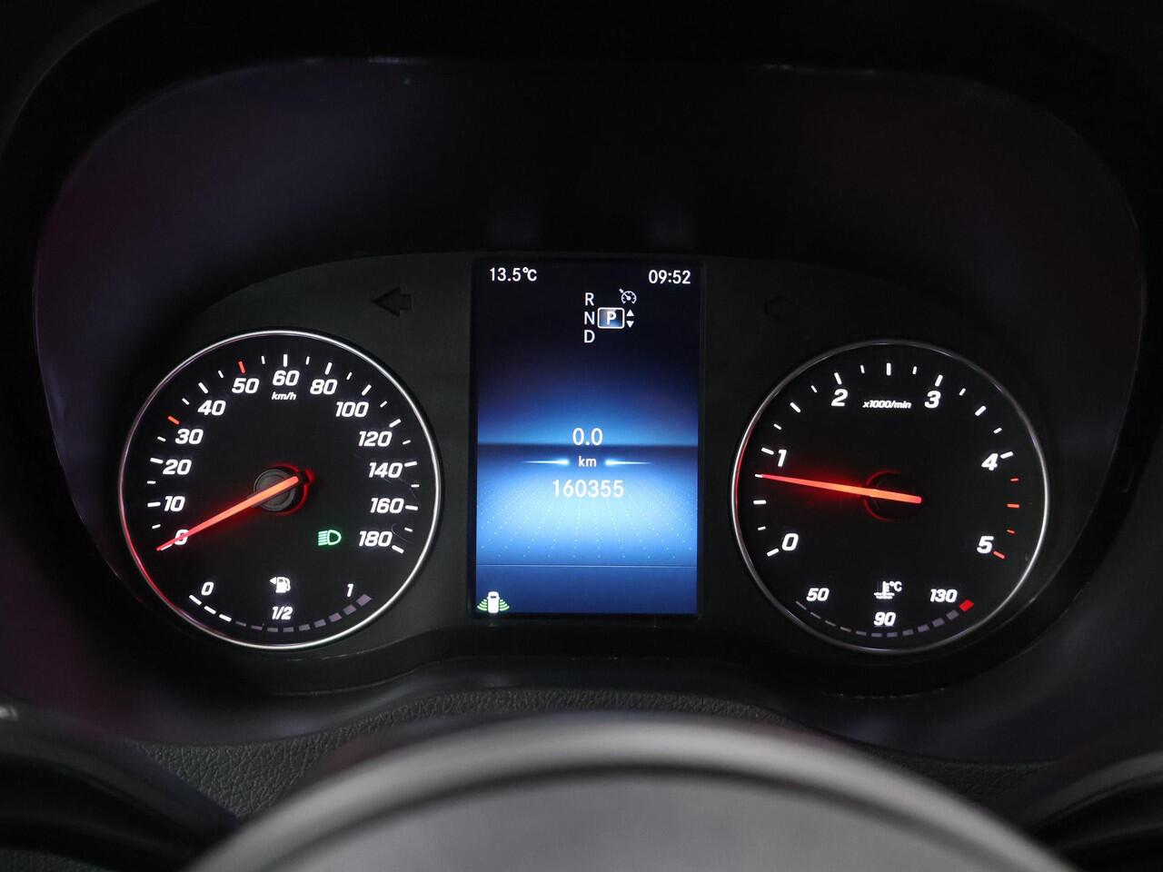 Mercedes-Benz SPRINTER 317 CDI | L2 H2 | 170 PK | AUTOMAAT | DEALER ONDERHOUDEN | NAVIGATIE | CRUISE CONTROL | CAMERA | 2-ZITS | AIRCO | CARPLAY EN ANDROID AUTO | OPSTAP W73