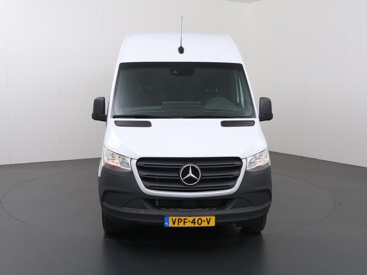 Mercedes-Benz SPRINTER 317 CDI | L2 H2 | 170 PK | AUTOMAAT | DEALER ONDERHOUDEN | NAVIGATIE | CRUISE CONTROL | CAMERA | 2-ZITS | AIRCO | CARPLAY EN ANDROID AUTO | OPSTAP W73