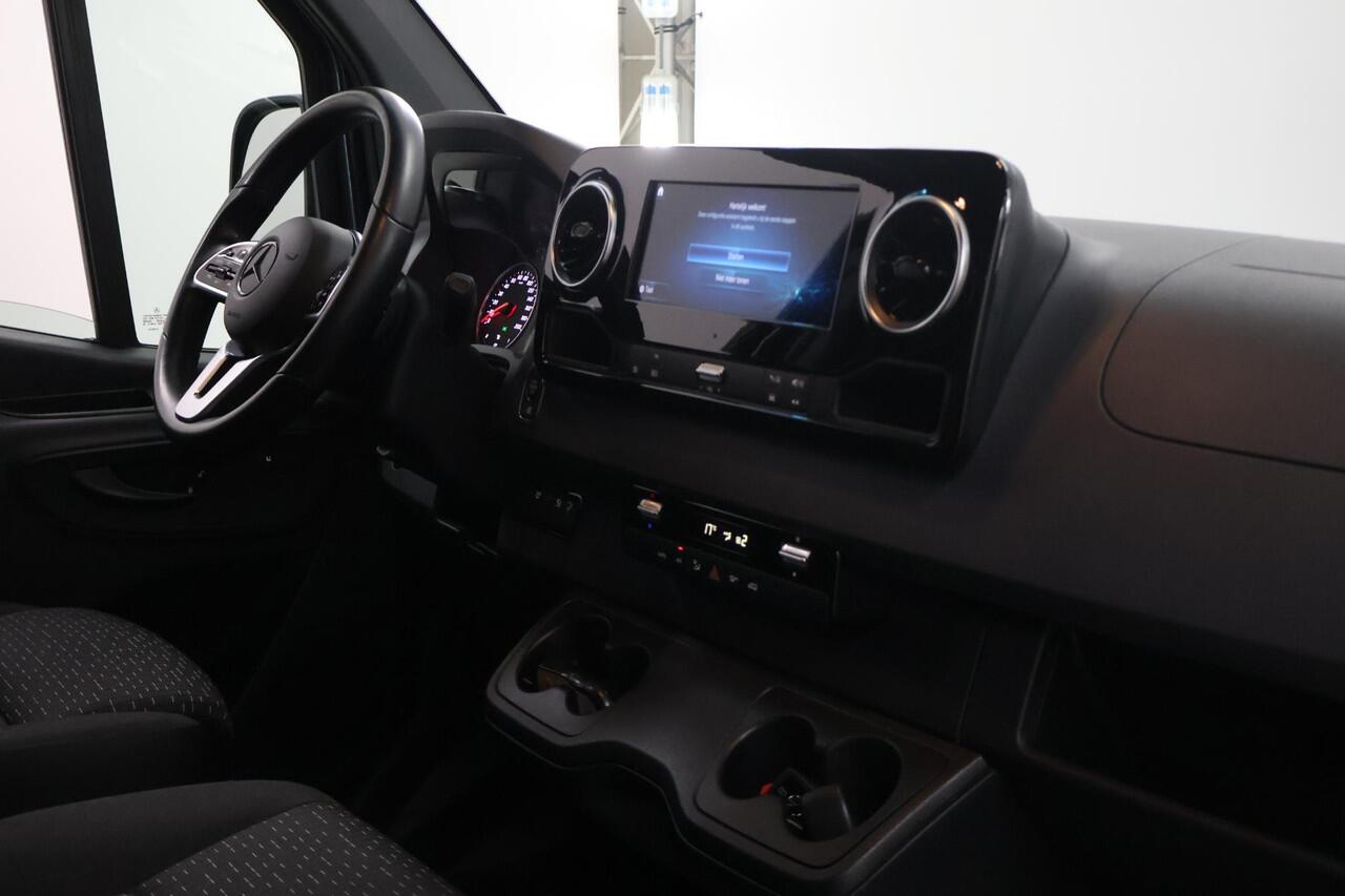 Mercedes-Benz SPRINTER 319 | 3.0 CDI | V6 | L3 | Oprijwagen | Kegger | 3500 KG. AHW | Luchtvering | Lier | Distronic Plus | Navigatie | Parkeercamera | Climate Control | Stoelverwarming |