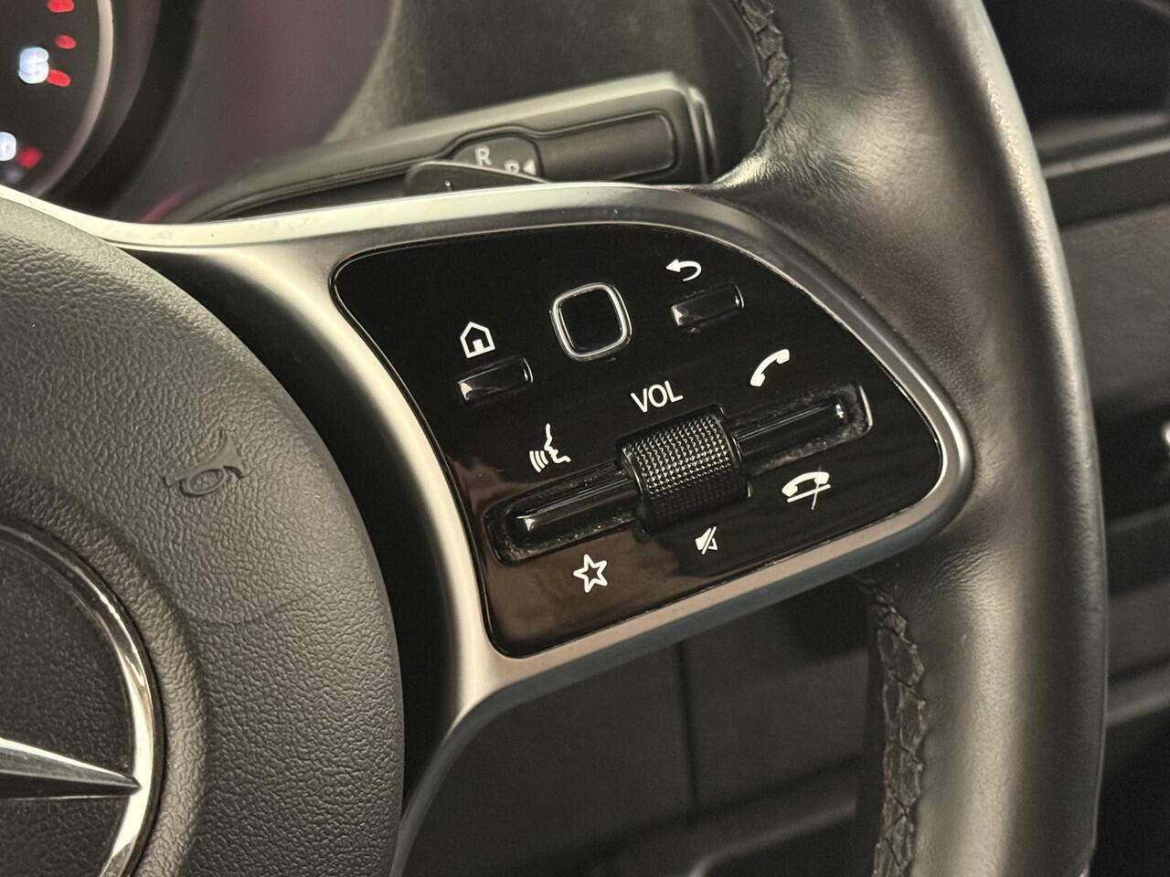 Mercedes-Benz SPRINTER 211 2.2 CDI L2H2 Automaat 9-G tronic | Airco | Navigatie | Camera | Cruisecontrol | 3Zits | Electra pakket | DAB | Trekhaak