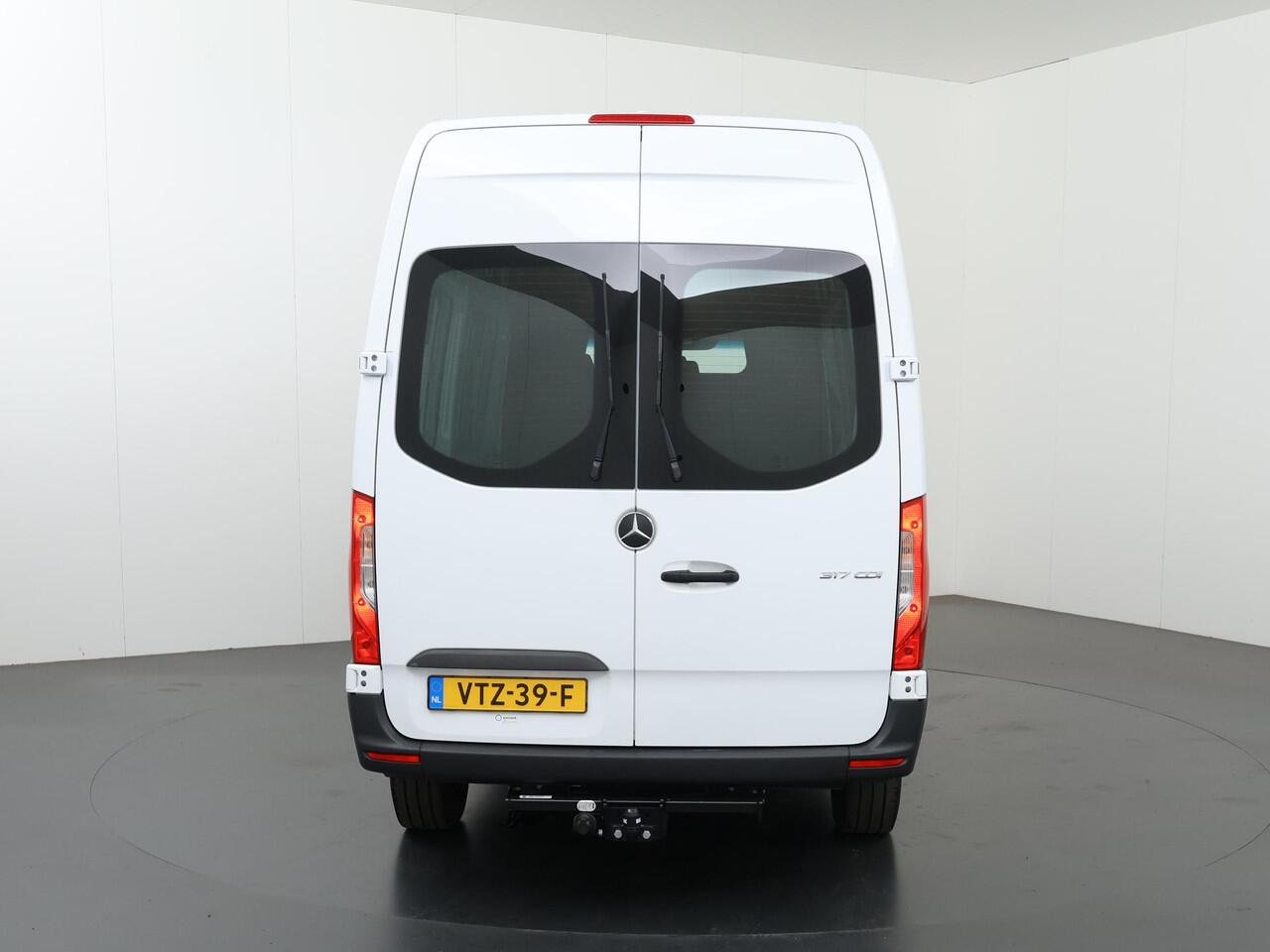 Mercedes-Benz SPRINTER 317 CDI Aut. | L2 H2 | Airco | Cruise Control | Trekhaak | Achterdeuren met ruit | Comfort-stoel | Certified