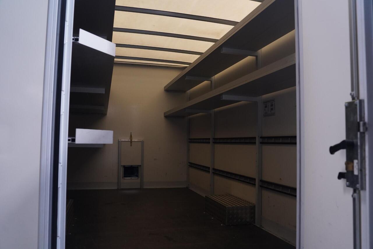 Mercedes-Benz SPRINTER 315 CDI 150 pk Bakwagen Aut. L2 met Deuren Airco Camera, Dakspoiler, Apple Carplay, Opstap achter, 2-Zits