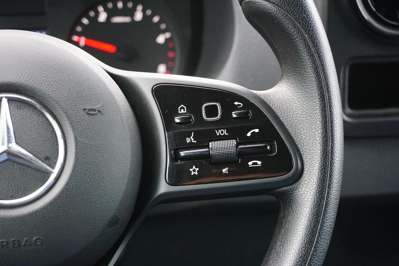 Mercedes-Benz SPRINTER 315 CDI L2H2 RWD |Topstaat |1e eigenaar |150 pk |Camera |Cruise |Climate control |Navi |Dode-hoek detectie |3500 KG |EURO6 |Bluetooth |Betimmering