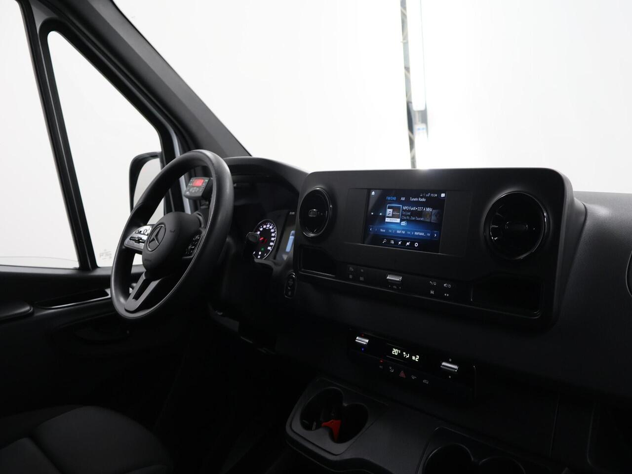 Mercedes-Benz SPRINTER 317 CDI L3 H2 | Aut. | Koelwagen | Navigatie | Parkeercamera | Airco | Keyless Go | Cruise Control | Koelwagen | Carrier | Comfortstoel en bijrijdersbank | Certified | Koel | Koelauto |