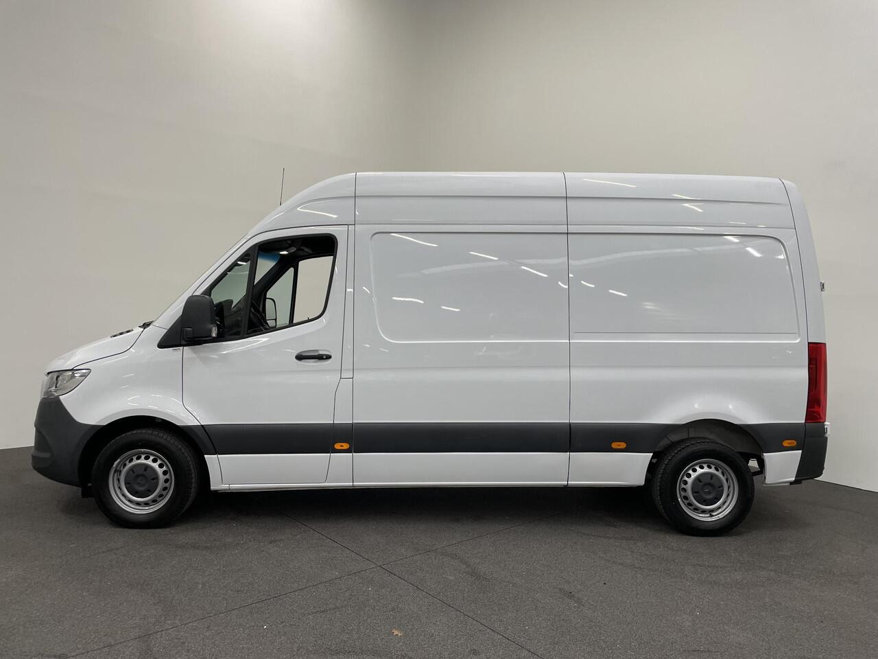 Mercedes-Benz SPRINTER 211 CDI L2H2 Aut-9 FWD Airco|Cruise Control|Navi MBUX|Camera|PDC VA