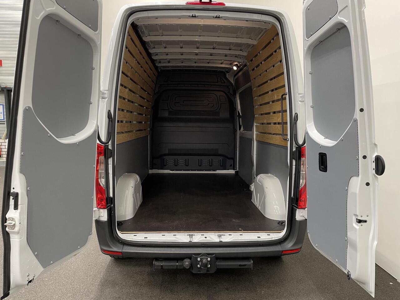 Mercedes-Benz SPRINTER 211 CDI L2H2 Aut-9 FWD Airco|Cruise Control|Navi MBUX|Camera|PDC VA