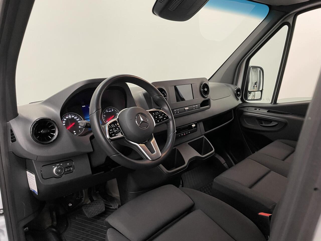 Mercedes-Benz SPRINTER 211 CDI L2H2 Aut-9 FWD Airco|Cruise Control|Navi MBUX|Camera|PDC VA