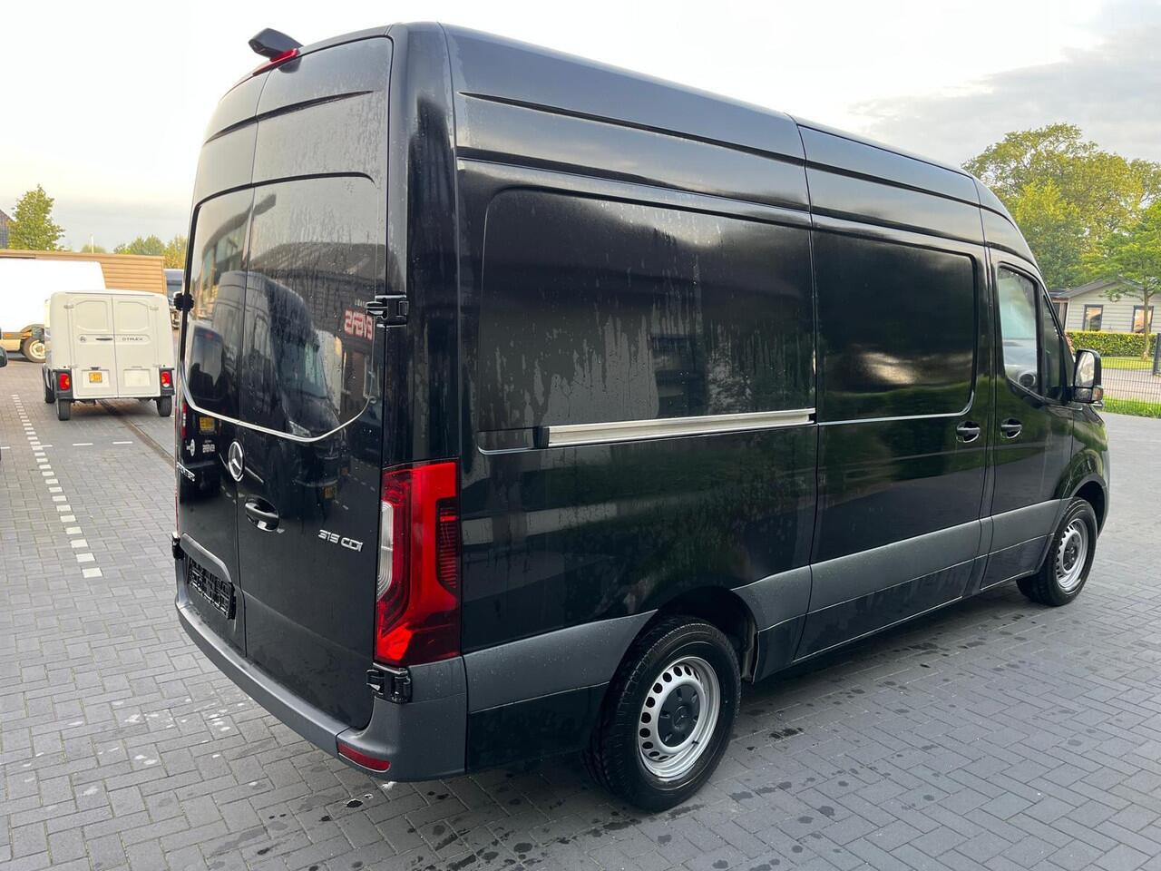 Mercedes-Benz SPRINTER 319 L2H2 LED, NAVI,