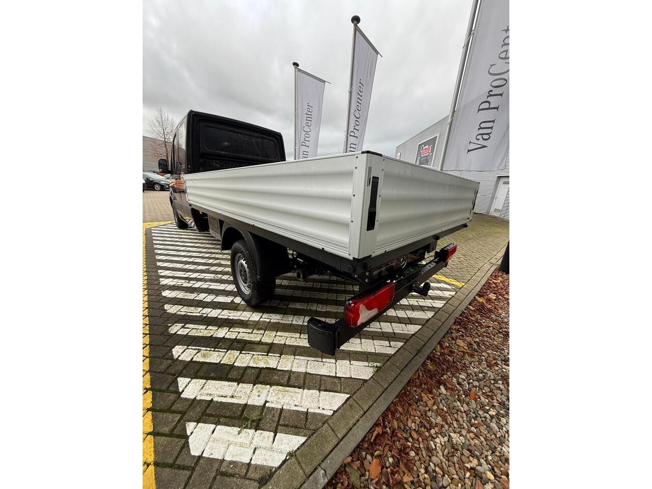 Mercedes-Benz SPRINTER 317 CDI Chassis DC L3 RWD PRO | LAADBAK | LED VERLICHING | 3500 KG AANHANGERGEWICHT | OPBERGKISTEN | BPM VRIJ