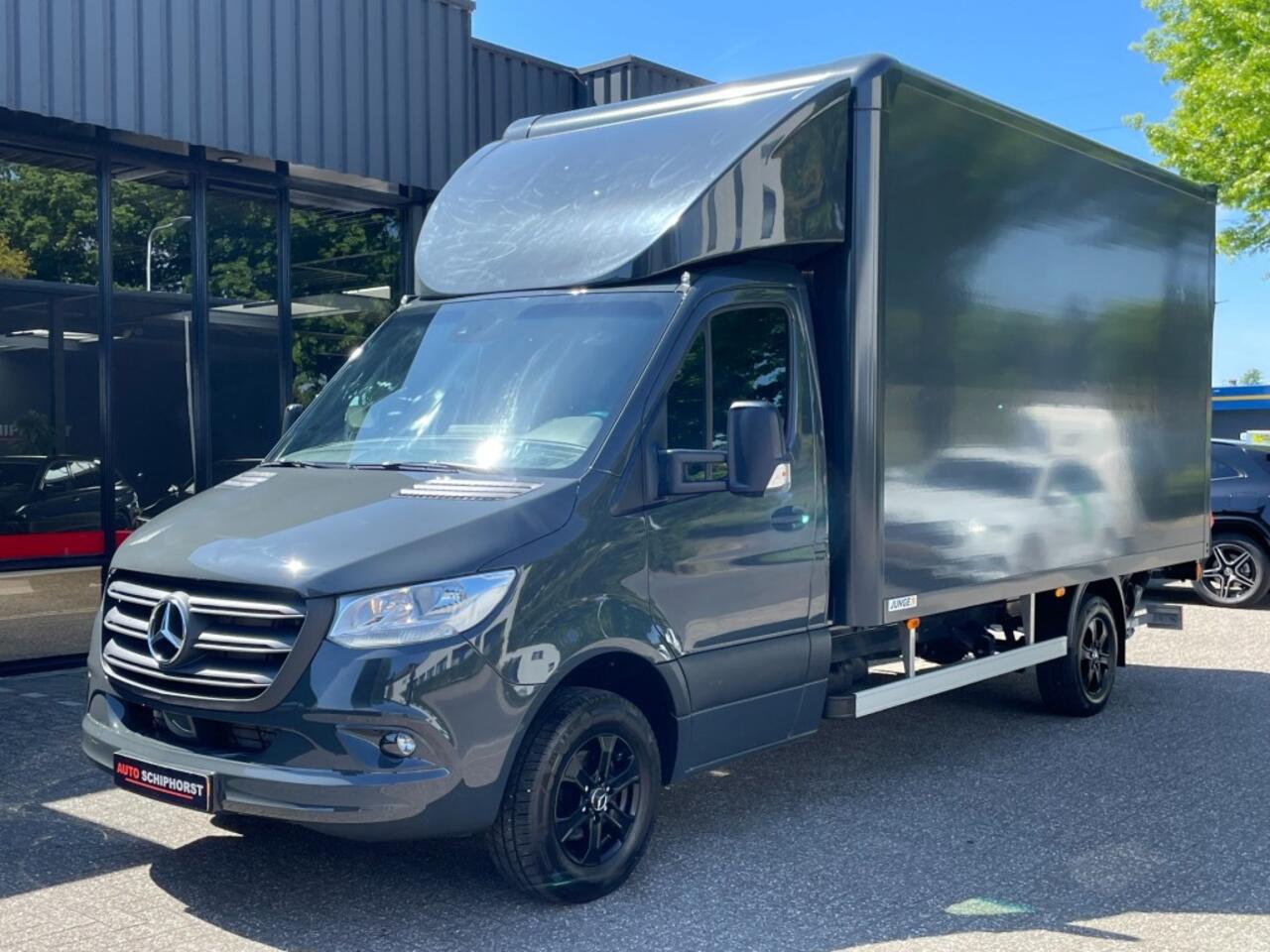 Mercedes-Benz SPRINTER 317 cdi bakwagen laadklep m-bux camera LMVelgen BPM vrij