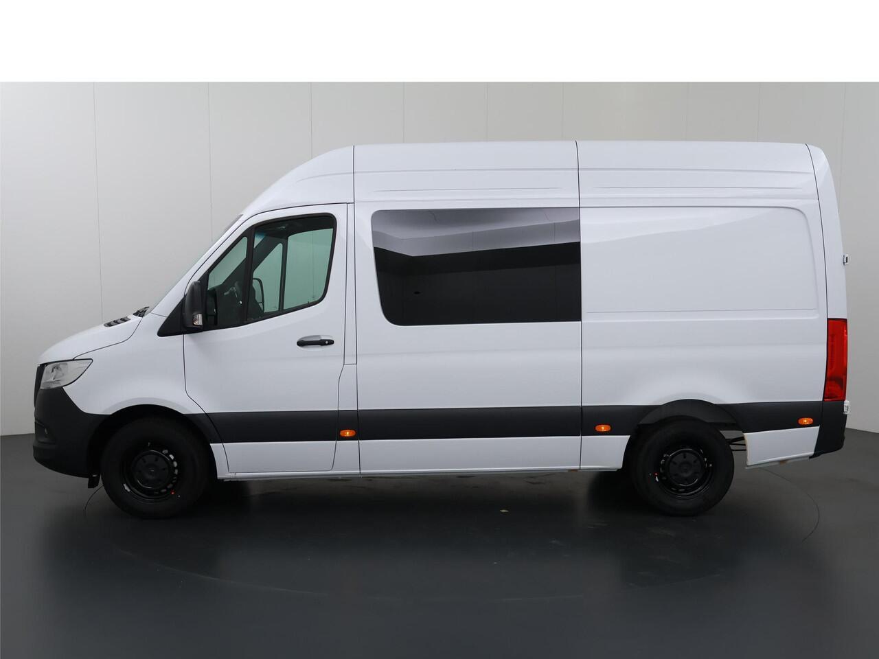 Mercedes-Benz SPRINTER 317 CDI L2 H2 Pro Dubbele Cabine | Stoelverwarming | 3500 kg Trekgewicht | Achteruitrijcamera | Climate Control | Airco | Cruise Control |