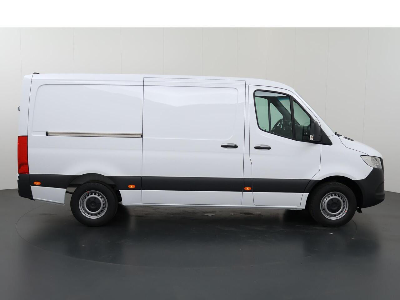 Mercedes-Benz SPRINTER 315 CDI | L2 H1 | RWD | PRO | Parkeercamera | Airco | Dodehoekassistent | Zijwindassistent | Cruise Control | Chauffeursstoel |
