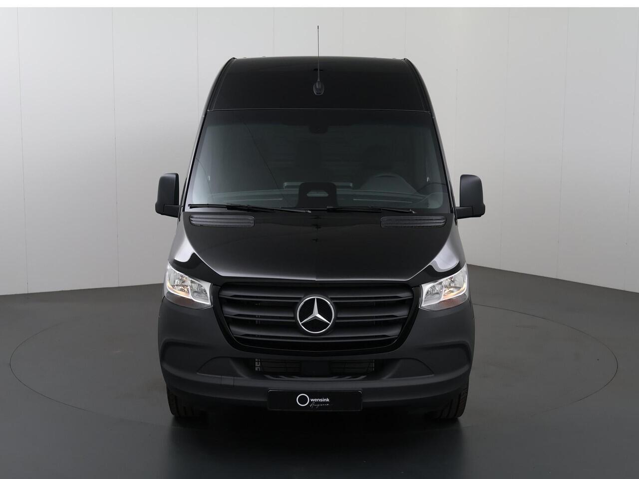 Mercedes-Benz SPRINTER 315 CDI | L2 H2 | RWD | Aut. | PRO | BPM VRIJ! | ACHTERUITRIJCAMERA | 3500 KG AHW | DODEHOEKASSISTENT | AIRCO | CRUISE | CARPLAY | ANDROID AUTO | METALLIC | 3-ZITS | MBUX SYSTEEM GROOT