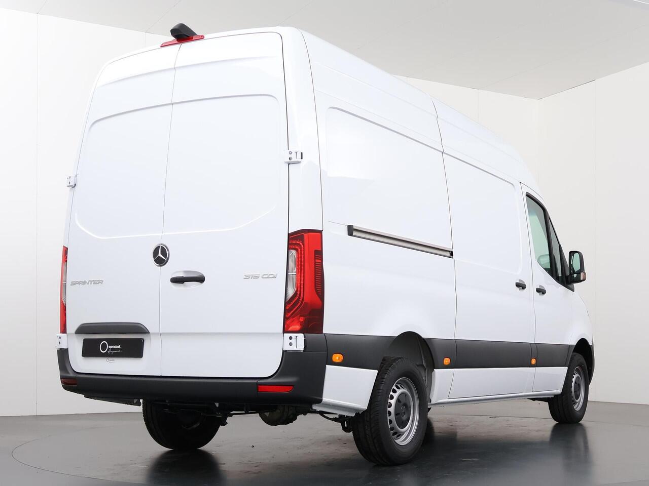 Mercedes-Benz SPRINTER 315 CDI GB L2 RWD 315 1.9 CDI L2H2 RWD | Navigatie | Stoelverwarming | Parkeercamera | Lederen Stuurwiel