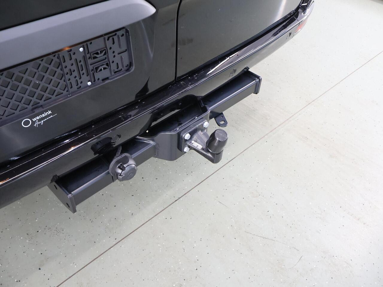 Mercedes-Benz SPRINTER 319 L2H2 RWD SELECT