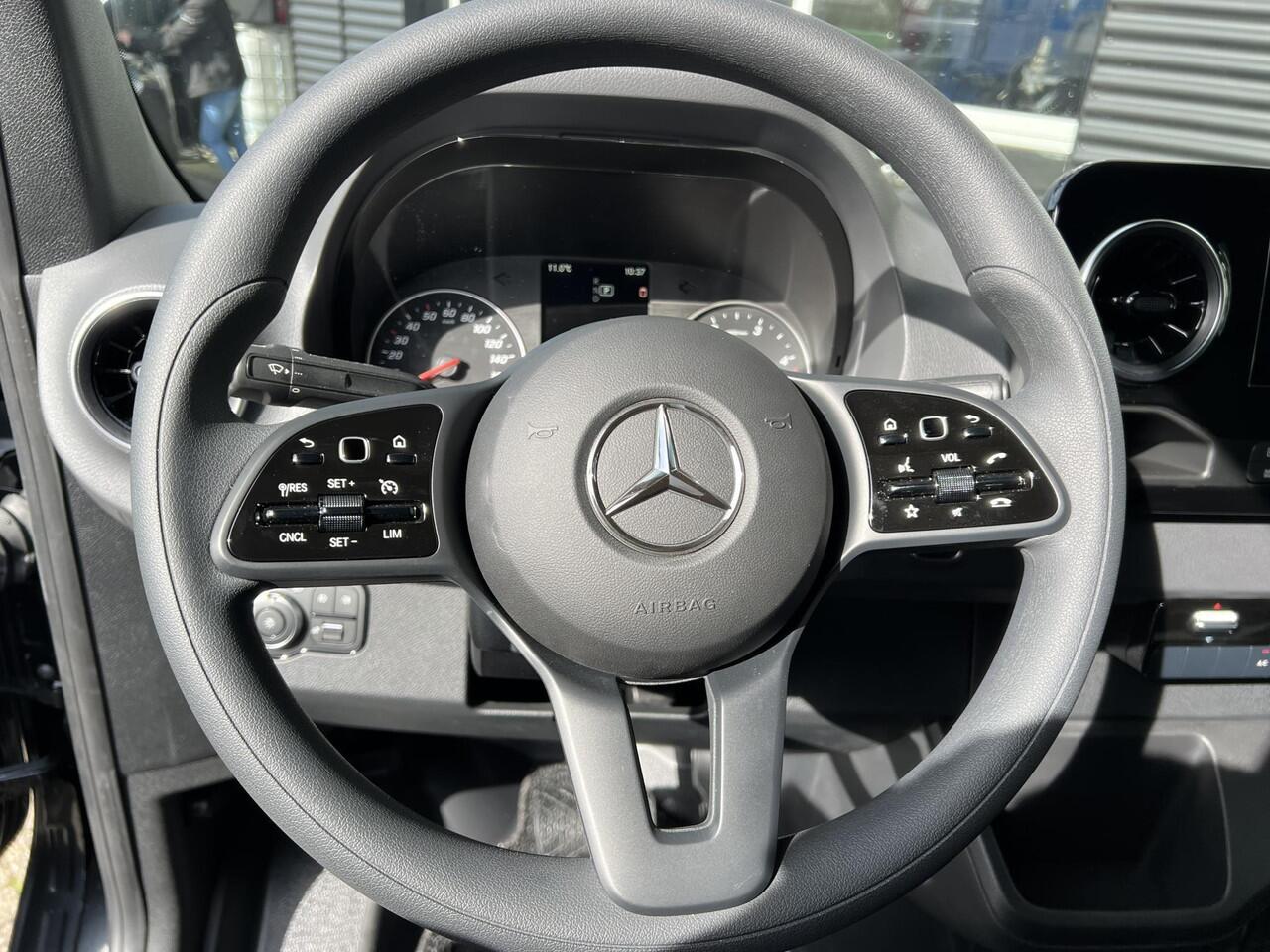 Mercedes-Benz SPRINTER 315 1.9 CDI L3H2 | LED verlichting | Geveerde stoel | 10,25 inch MBUX scherm | Opstap achter | Achteruitrijcamera | Cruise control